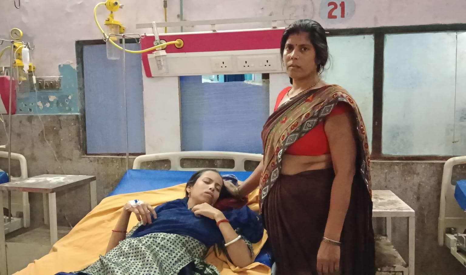 दहेज के लिए बेरहम बना पति और ससुर..