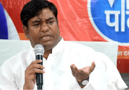 तेजस्वी के सहयोगी मुकेश सहनी को BJP पसंद है ! झंझारपुर के बाद गोपालगंज से भी..