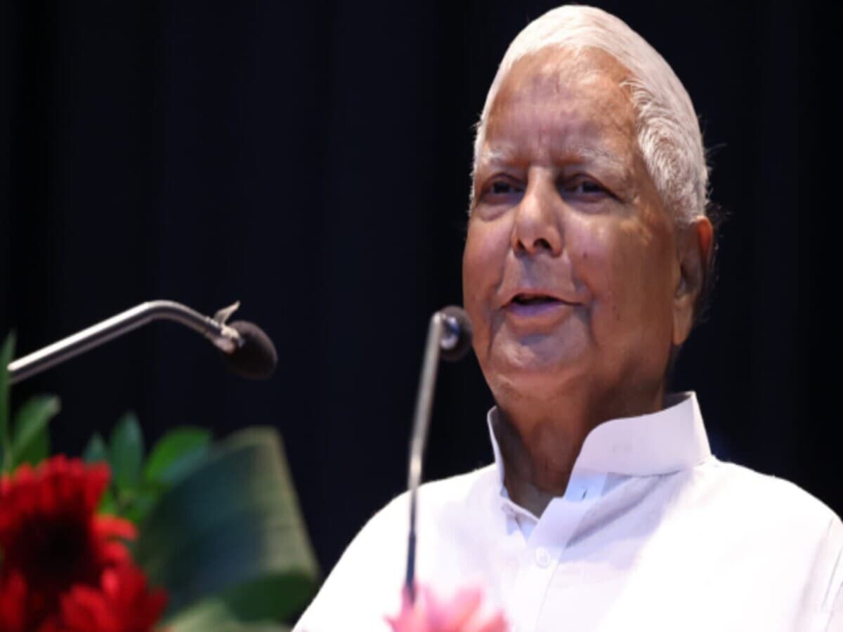 RJD सुप्रीमो लालू प्रसाद की तबीयत बिगड़ी, दिल्ली ले जाने की तैयारी..