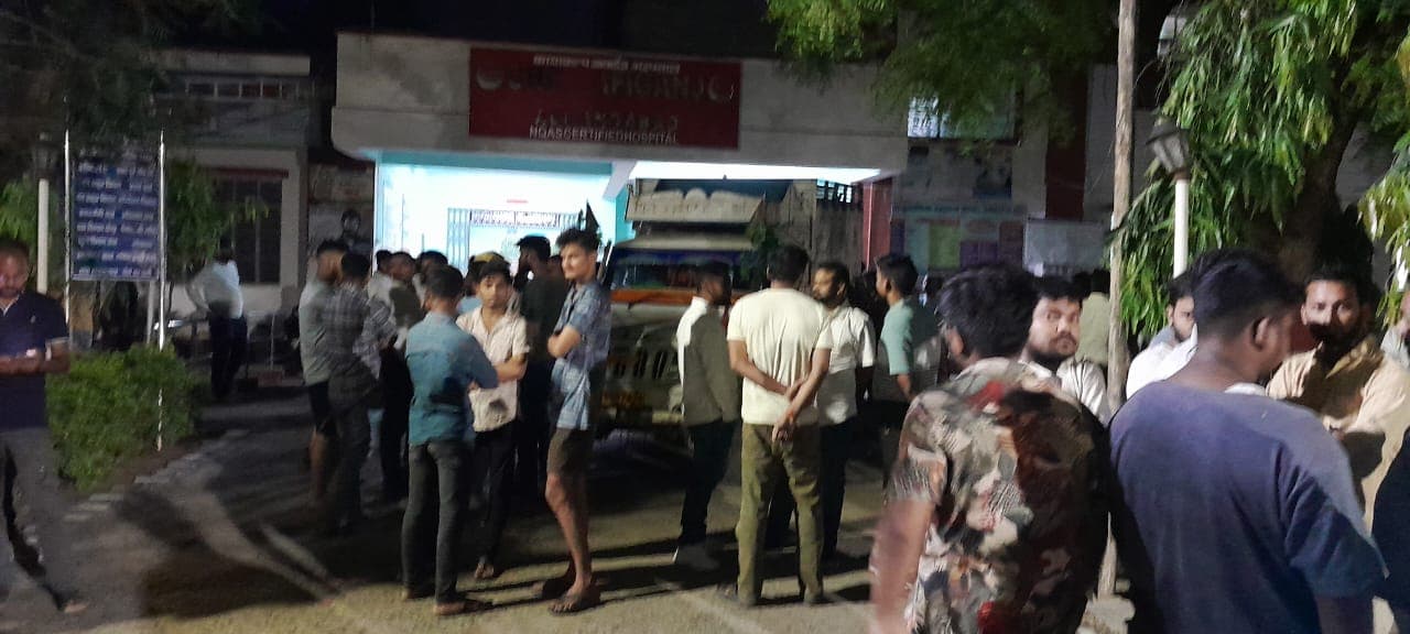 औरंगाबाद में दो बाइक की आमने-सामने की टक्कर में दो की मौत..