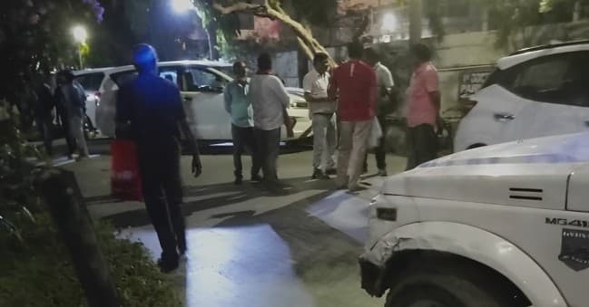 पटना के मनेर में लूटपाट के दौरान कारोबारी को अपराधियों ने मारी गोली..