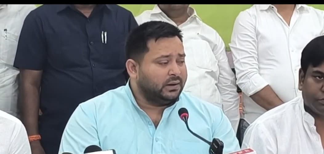 नेता प्रतिपक्ष तेजस्वी यादव का पीएम मोदी पर बयान