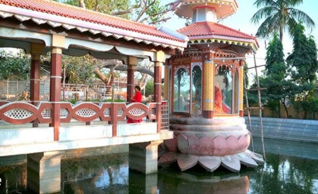 पटना के प्रसिद्ध जगदंबा मंदिर में चोरी, CCTV में कैद हुए चोर..