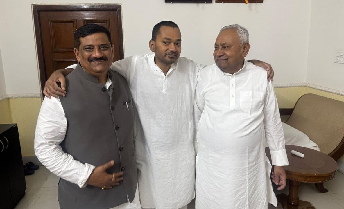 संजय बने रहेंगे JDU के राष्ट्रीय कार्यकारी अध्यक्ष, नीतीश ने जारी की नई राष्ट्रीय कार्यकारिणी, निशांत को...