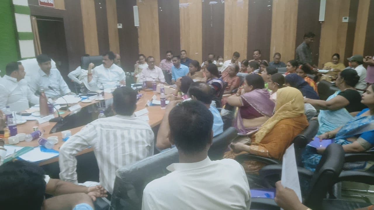 गया जी नगर निगम क्षेत्र के विकास के लिए कई योजनाओं पर लगी मुहर, पार्षदों ने किया बैठक का बहिष्कार