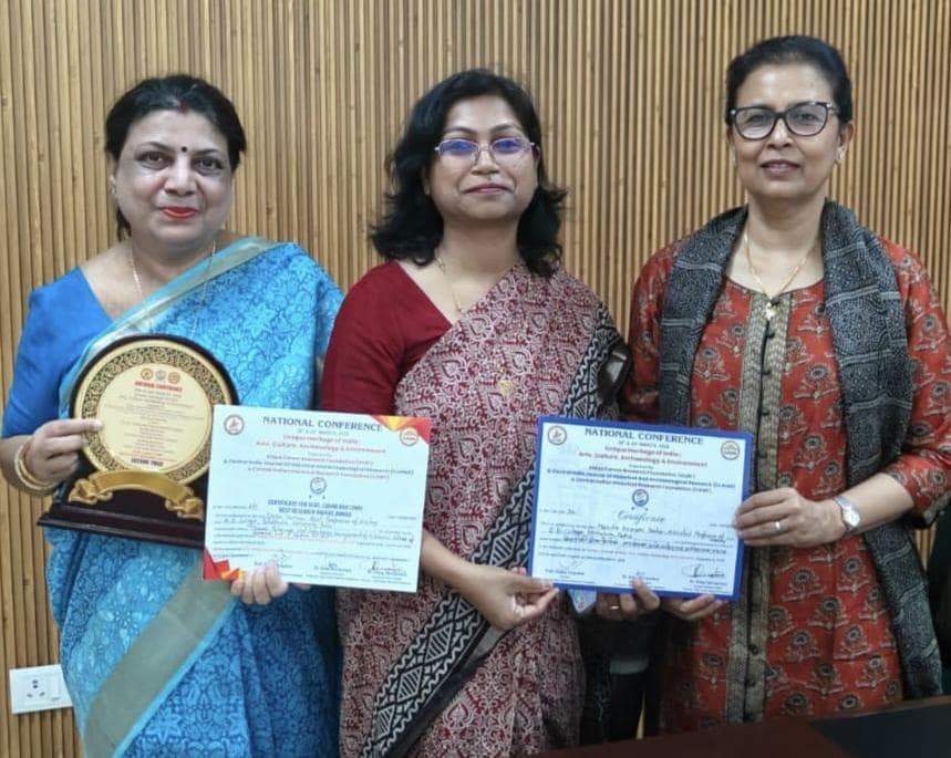 ग्वालियर में आयोजित संगोष्ठी में बिहार की दो शिक्षिकाओं के शोध पत्र ने बटोरी खूब तालियां, डॉ दिव्या को मिला द्वितीय पुरस्कार...