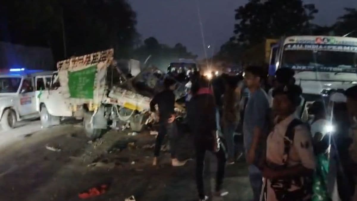 कटिहार में बड़ा सड़क हादसा, 10 की मौत 30 से अधिक जख्मी, ऐसे हुई दुर्घटना