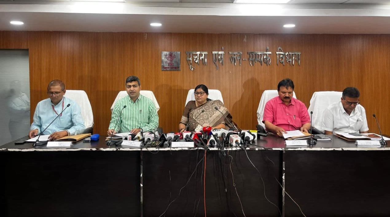 बुकिंग के 3 से 4 दिनों के भीतर हो रही है रसोई गैस की होम डिलीवरी, मंत्री लेसी सिंह ने कहा 'राज्य में उपलब्ध है पर्याप्त गैस'