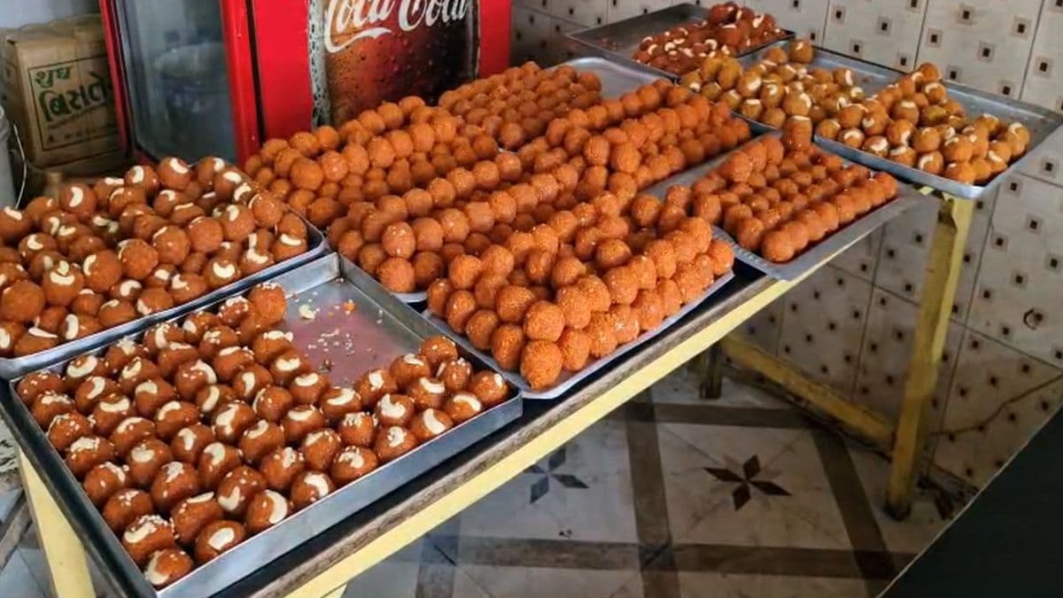 cm bnate hi maner me jashn ka visfot