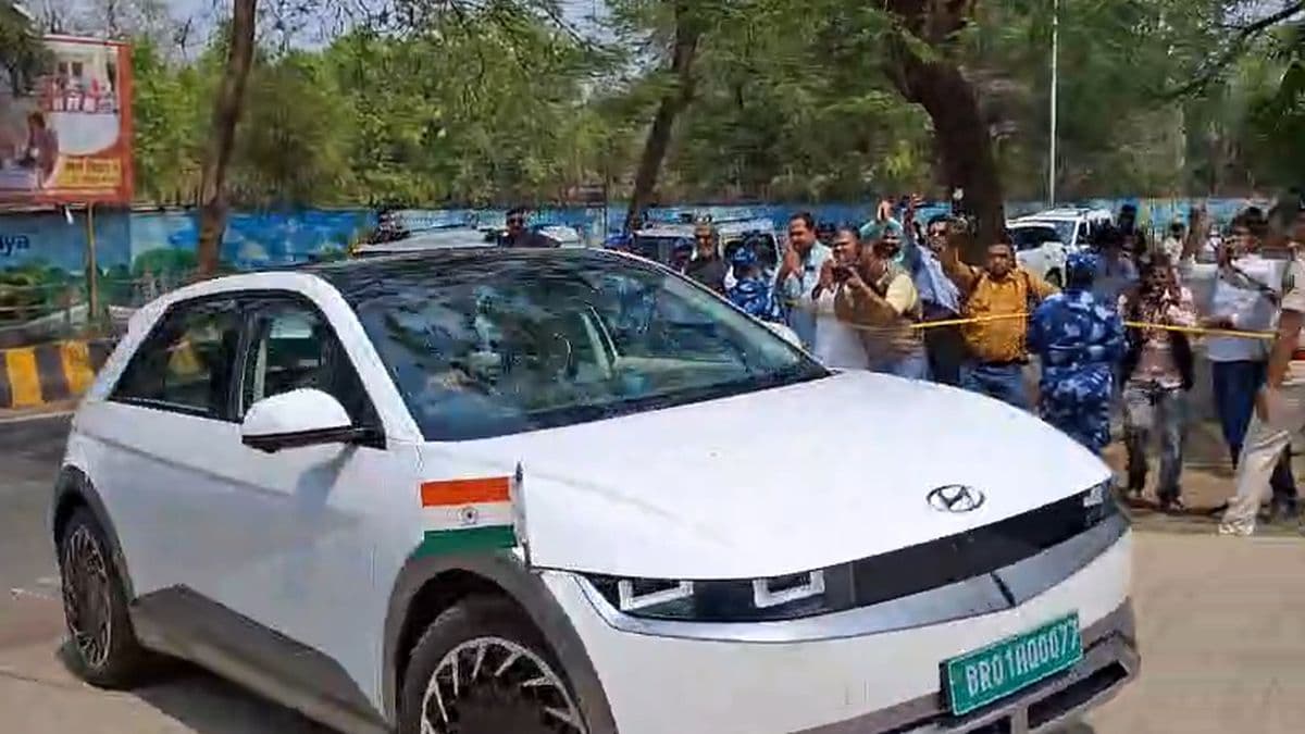 badi rajniti ki ghadi shuru, nitish kumar dilli rawana, naya mukhyamantri kaun