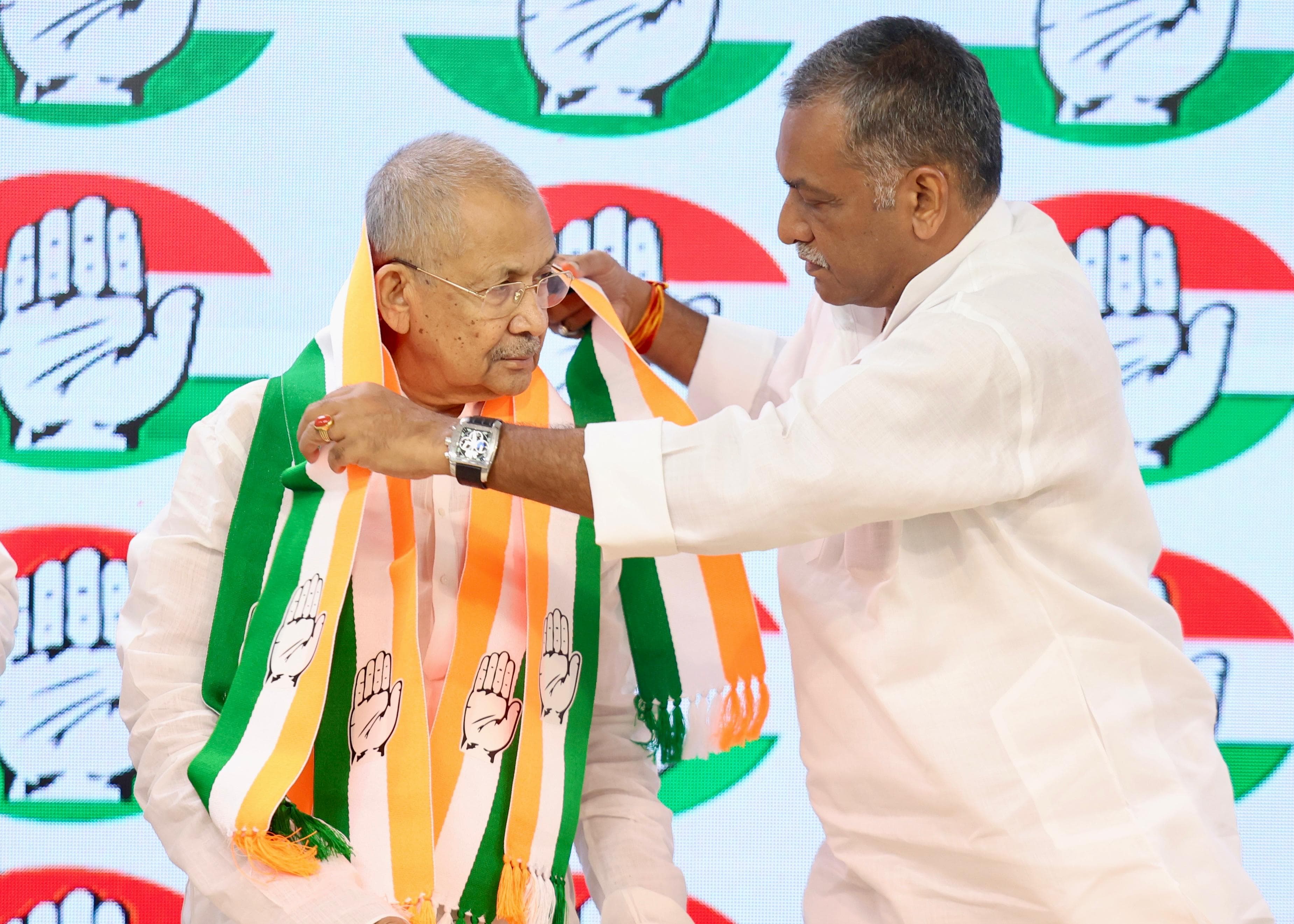 रामजतन शर्मा पुनः कांग्रेस में हुए शामिल