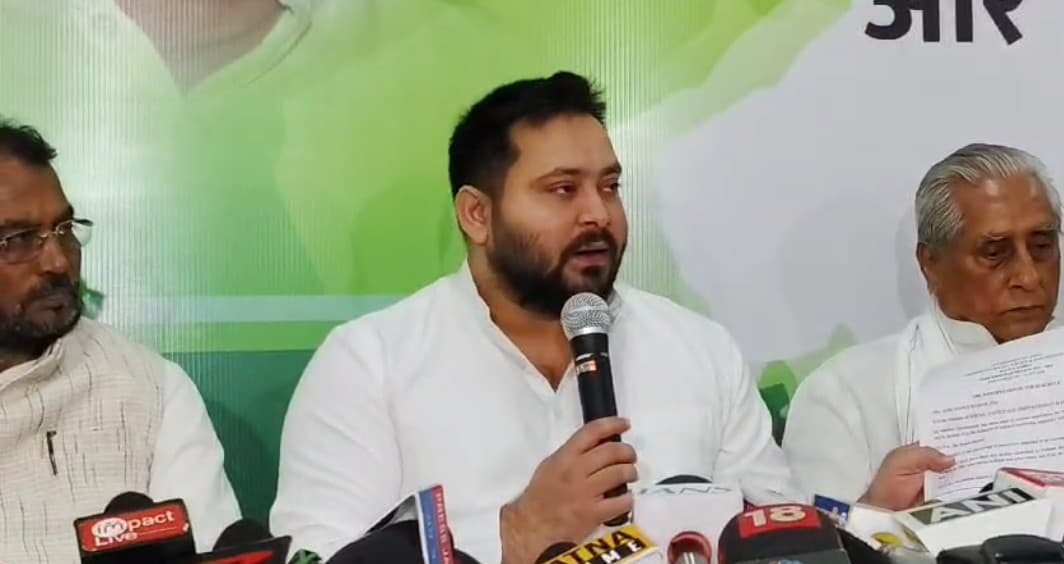 नेता प्रतिपक्ष तेजस्वी यादव का बयान आरक्षण को लेकर सरकार झूठ बोल रही है