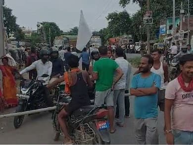 आरक्षण के मुद्दे पर भारत बंद, समर्थन और विरोध में दलित राजनेता..