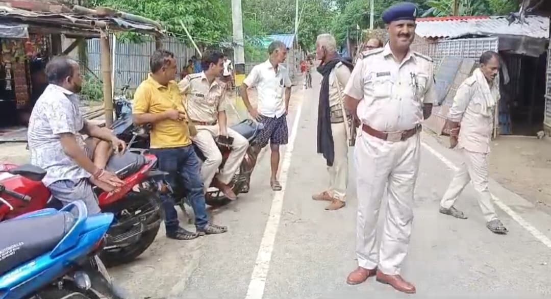 सहरसा में पत्नी के समक्ष पति को गोलियों से भूना..