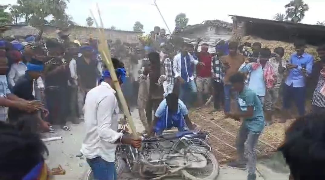 मुजफ्फरपुर पुलिस ने बहुजन आर्मी के अध्यक्ष समेत 17 को किया गिरफ्तार, जानें वजह..