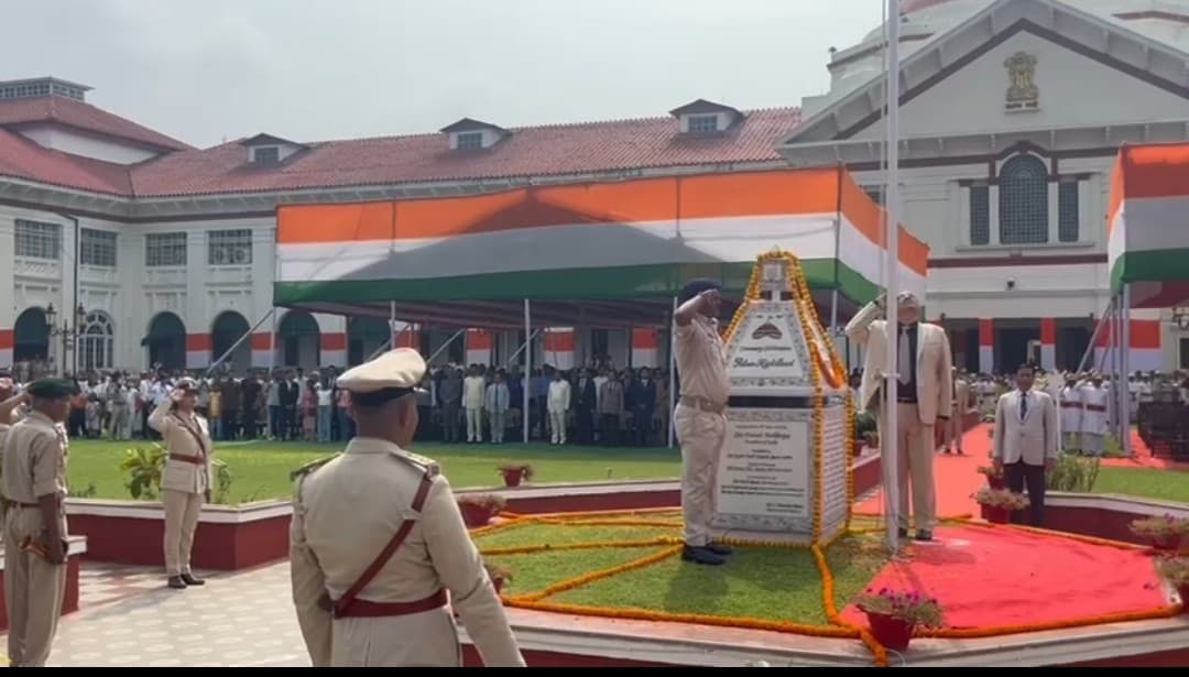 पटना हाईकोर्ट के मुख्य न्यायधीश ने किया झंडा तोलन