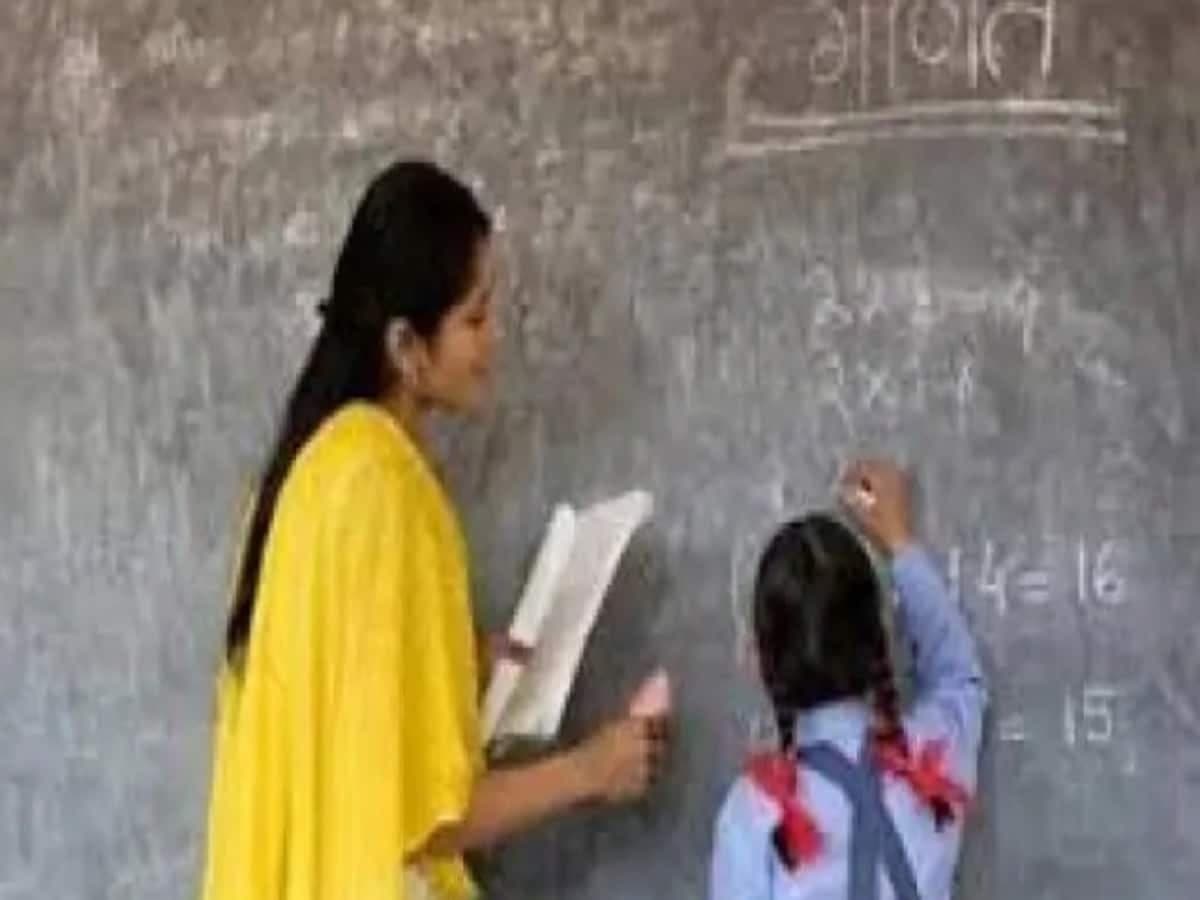 बिहार के शिक्षकों के लिए अच्छी खबर, त्योहारों को लेकर बढ़ गई छुट्टी, देखें सूची..