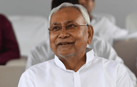 79th Independence Day : स्वतंत्रता दिवस पर CM नीतीश कुमार ने दिया युवाओं को तोहफा, PT प्रतियोगिता परीक्षाओं को लेकर खुशखबरी...