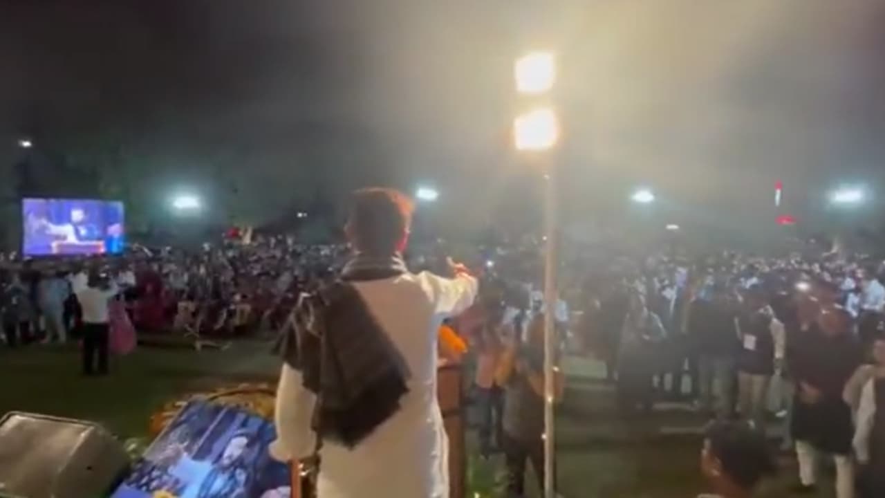 Chirag Paswan के लिए छात्रों का लग गया जमावड़ा, फिर खुले मंच से बताया असल जिंदगी का मतलब
