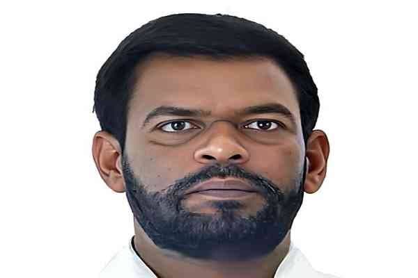 झारखंड में चंपई सोरेन सरकार के मंत्रिमंडल में शामिल नहीं किए जाने से नाराज हुए झारखंड मुक्ति मोर्चा के विधायक बैजनाथ राम...