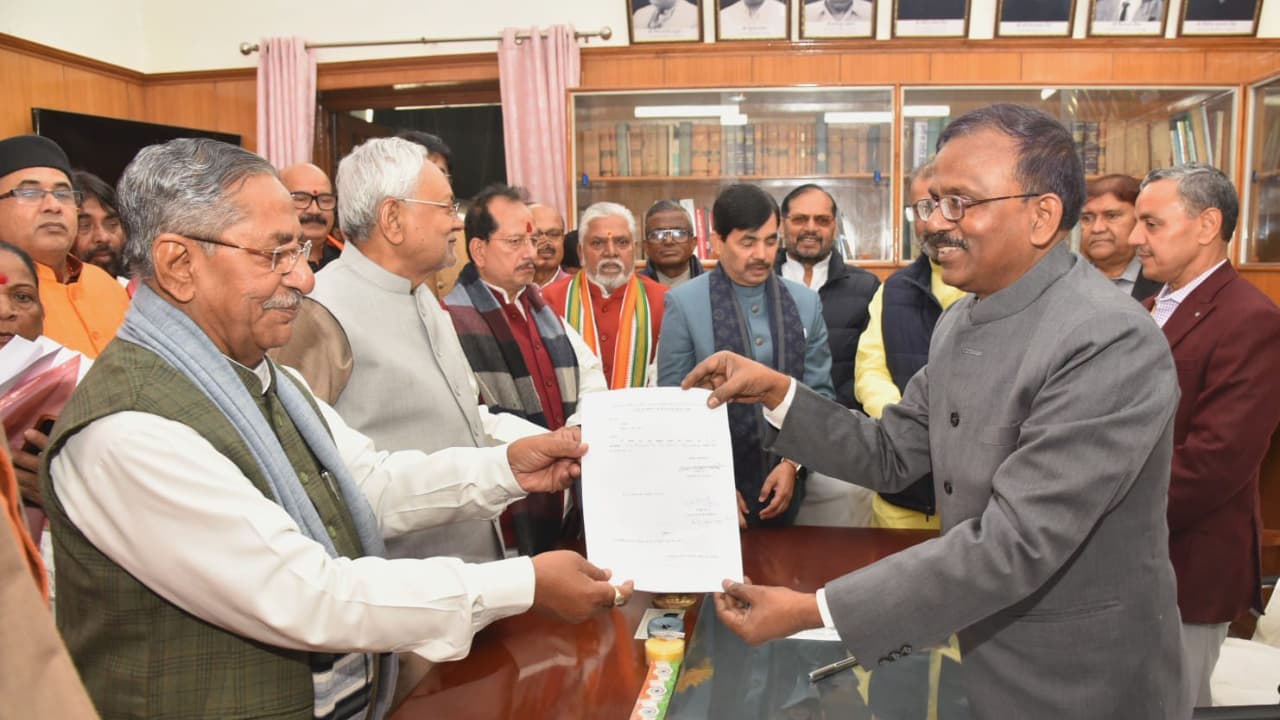 विधानसभा के नए अध्यक्ष के लिए नंद किशोर यादव ने किया नामांकन दाखिल