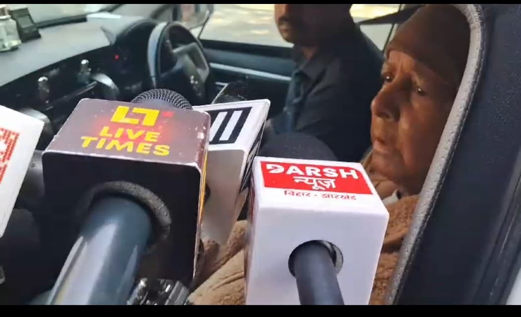 लालू यादव का बड़ा बयान मेरे रहते बीजेपी सरकार नहीं बनाएगी