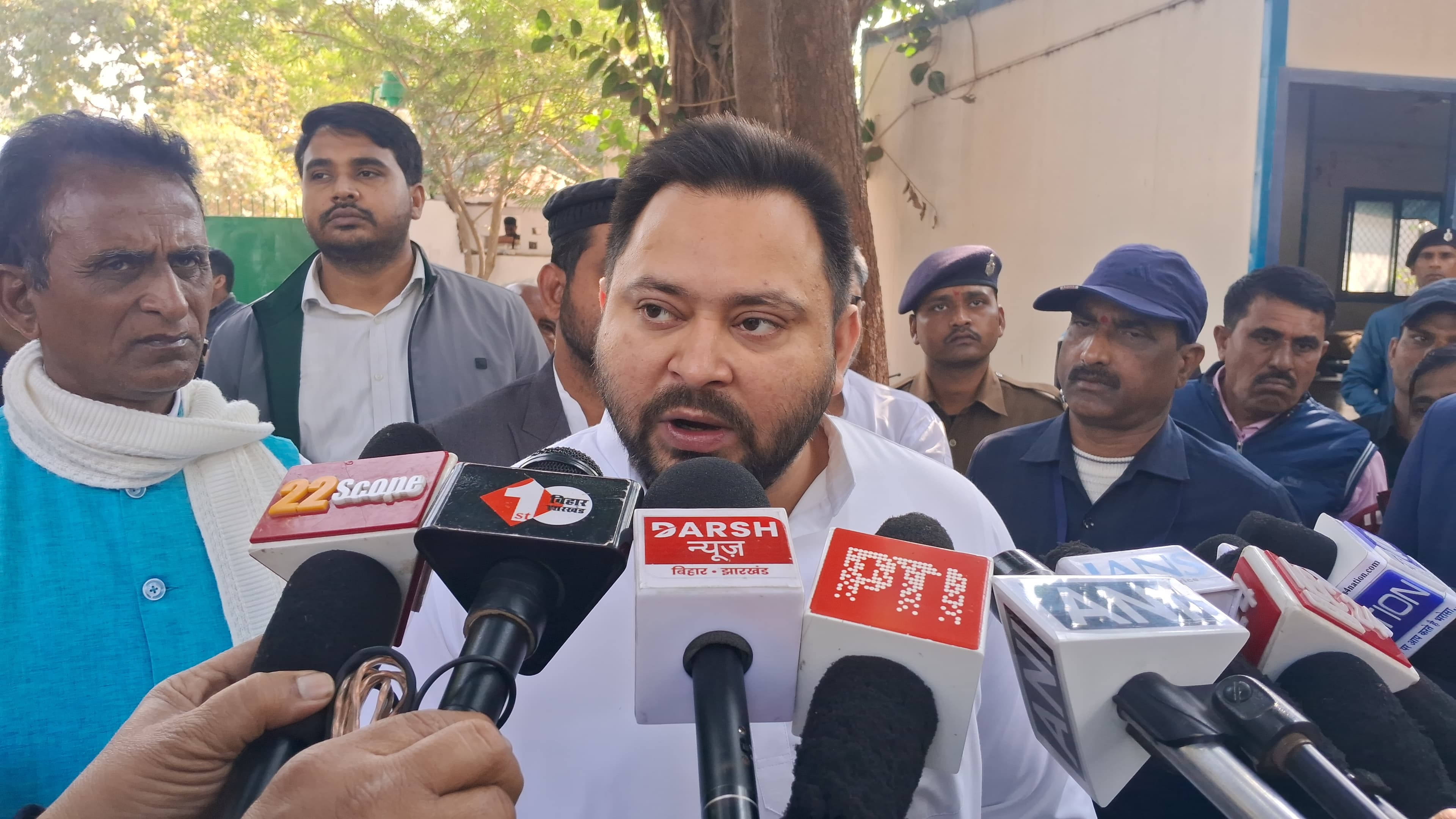 नेता प्रतिपक्ष तेजस्वी यादव का बयान