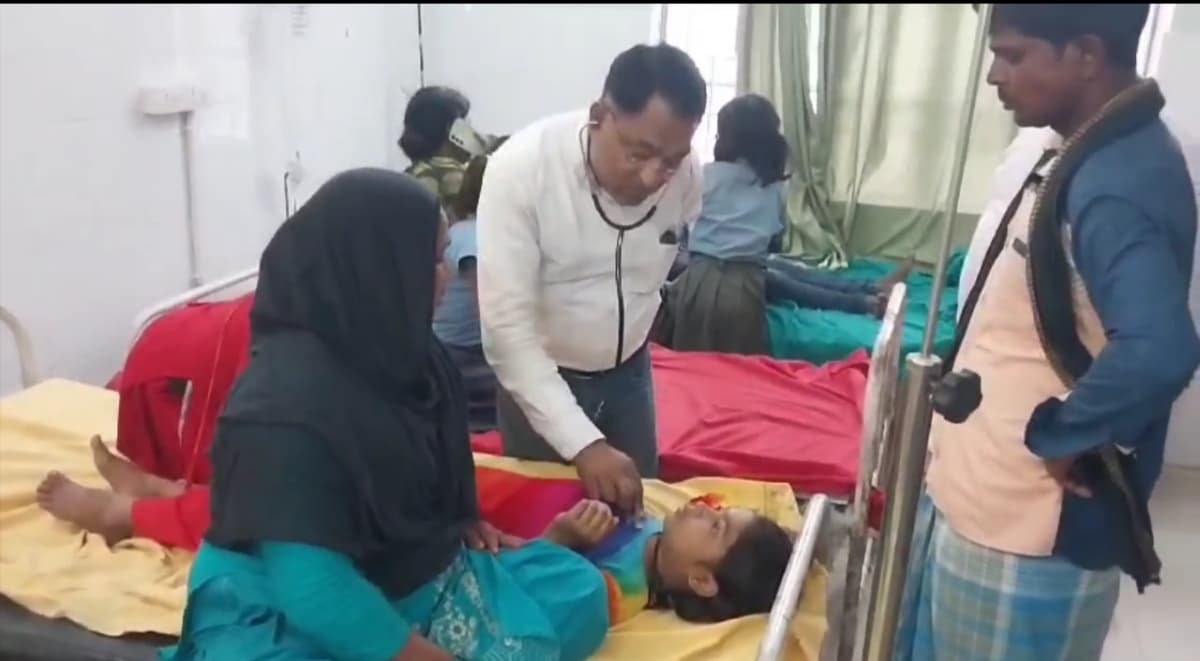 नालंदा में अंडा खाकर बीमार हुए 80 स्कूली बच्चे..
