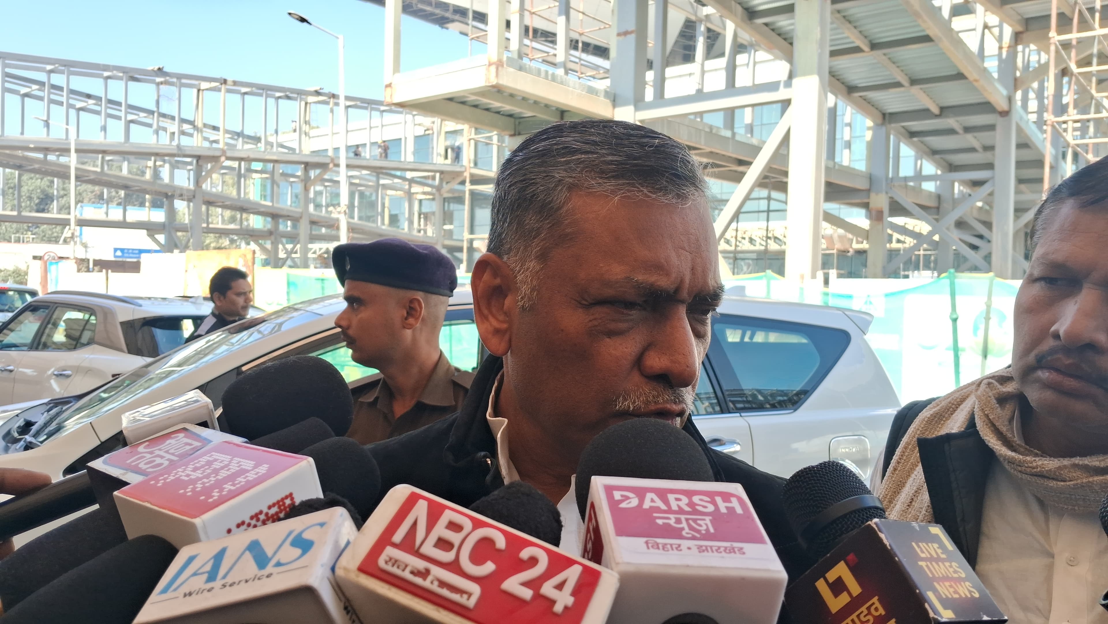 कांग्रेस प्रदेश अध्यक्ष अखिलेश सिंह ने गलती स्वीकार की