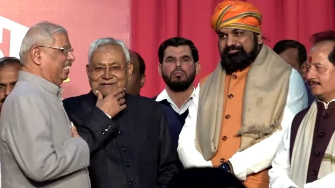 नई सरकार में कोई मंत्री हैं इंजीनियर तो कोई जा चुके हैं जेल, कुछ ऐसे नेता हैं शामिल