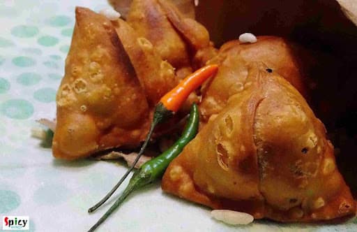 समोसे ने ले ली नई दुल्हन की जान, बिहार में शिक्षक की पत्नी की मौत से हडकंप