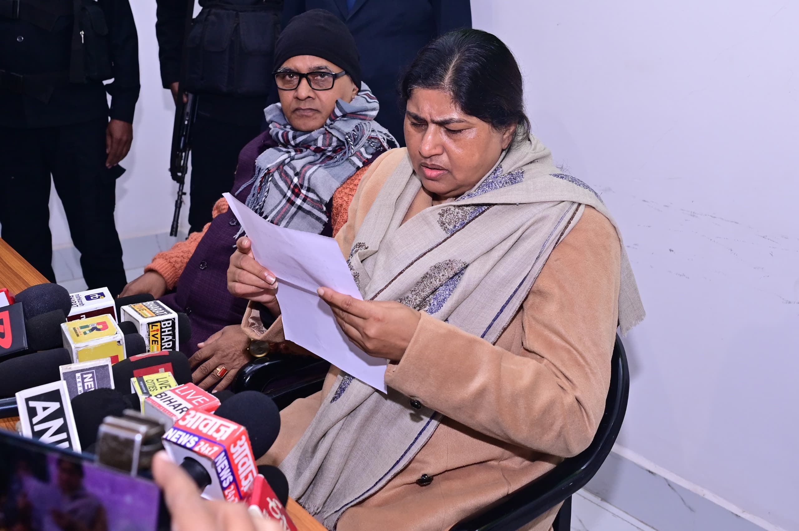 तरह-तरह के हतकंडे अपना कर राजनीति रोटी सेंक रही है विपक्ष: लेशी सिंह