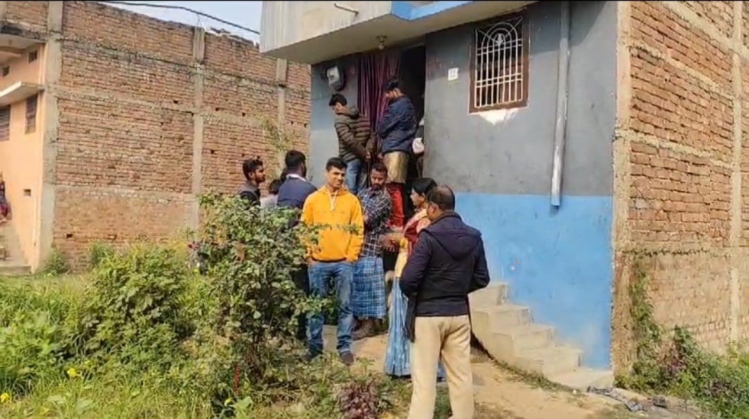 पटना के फतुहा में भीषण चोरी, आभूषण के साथ गैस सिलेंडर भी ले गये..