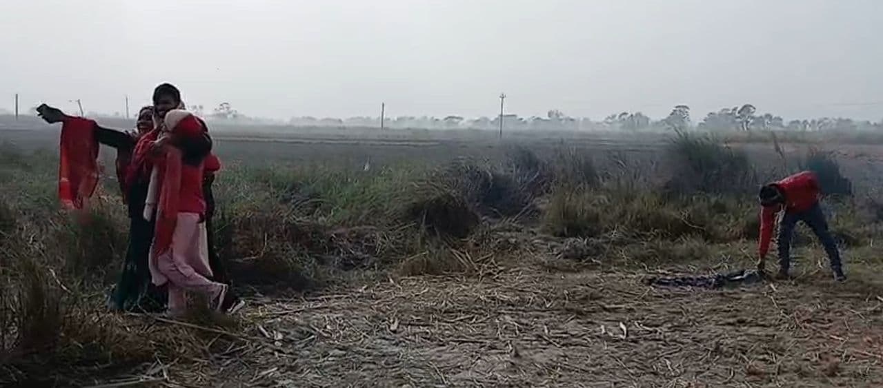 आग की लपटों में दबाया जा रहा था सच? महिला की हत्या कर मिटाए जा रहे थे सबूत?