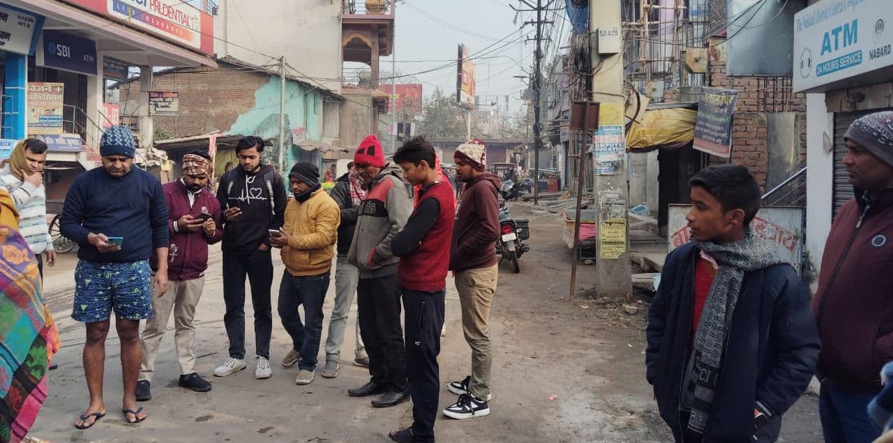 हाजीपुर में इंसानियत हुआ शर्मसार, कलियुगी मां ने कूड़े के ढेर पर फेंका नवजात का शव...