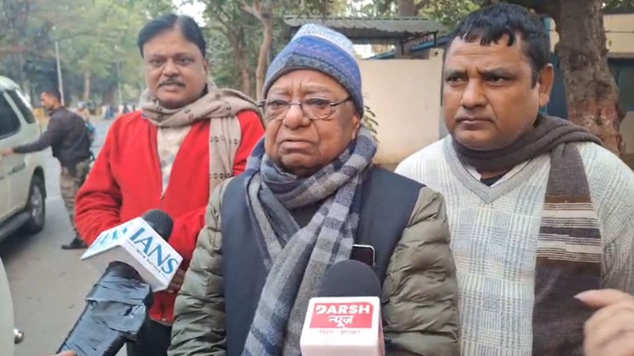 तेज प्रताप यादव के यहां भोज खाने जायेंगे RJD प्रदेश अध्यक्ष, तेजस्वी को लेकर भी कहा...