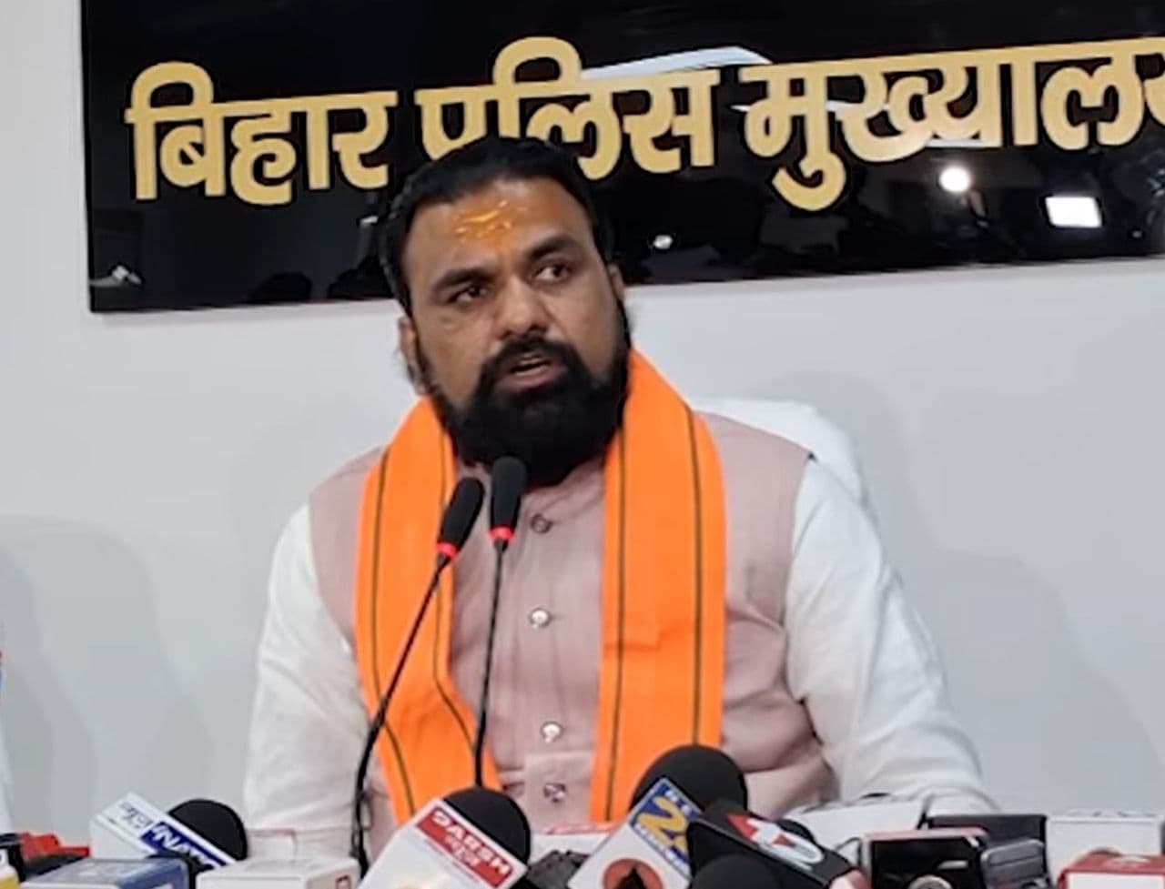 NEET छात्रा मौत मामले में सम्राट चौधरी ने कसा शिकंजा: दस्तावेजों के साथ SIT और CID को बुलाया घर