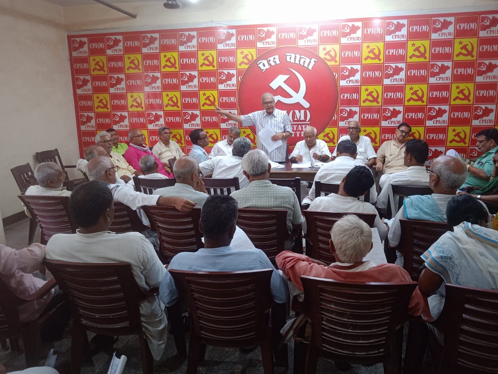 सीपीआईएम ने की समीक्षा बैठक