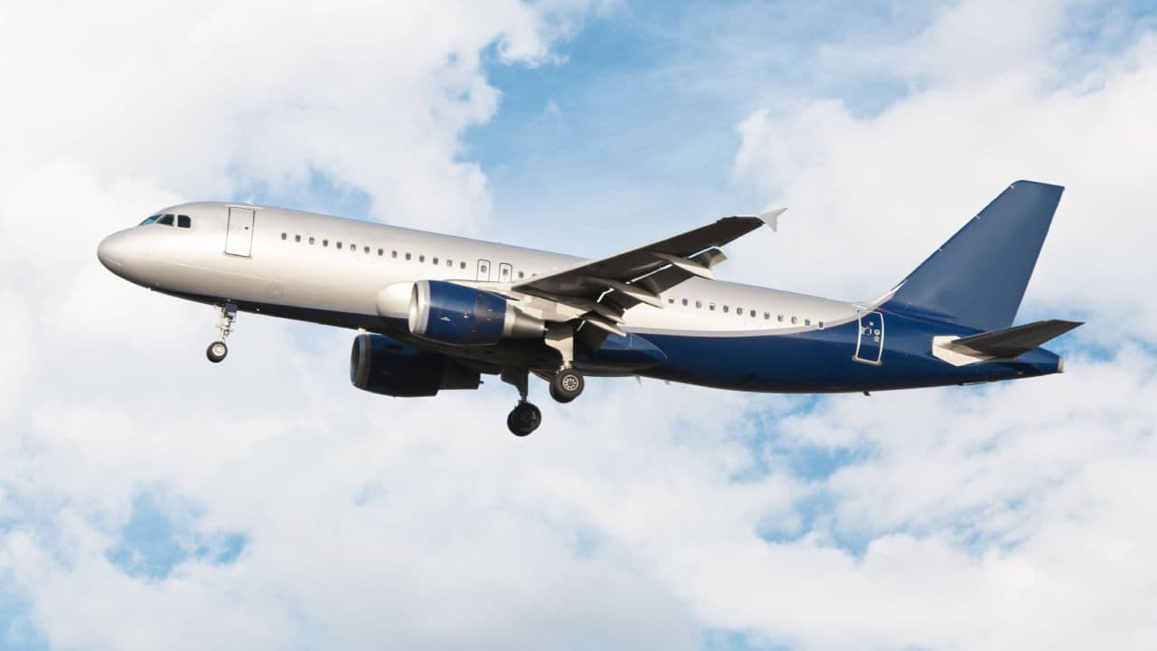 भारत समेत विश्व क़े कई देशों की हवाई उड़ान सेवा प्रभावित,जाने वजह