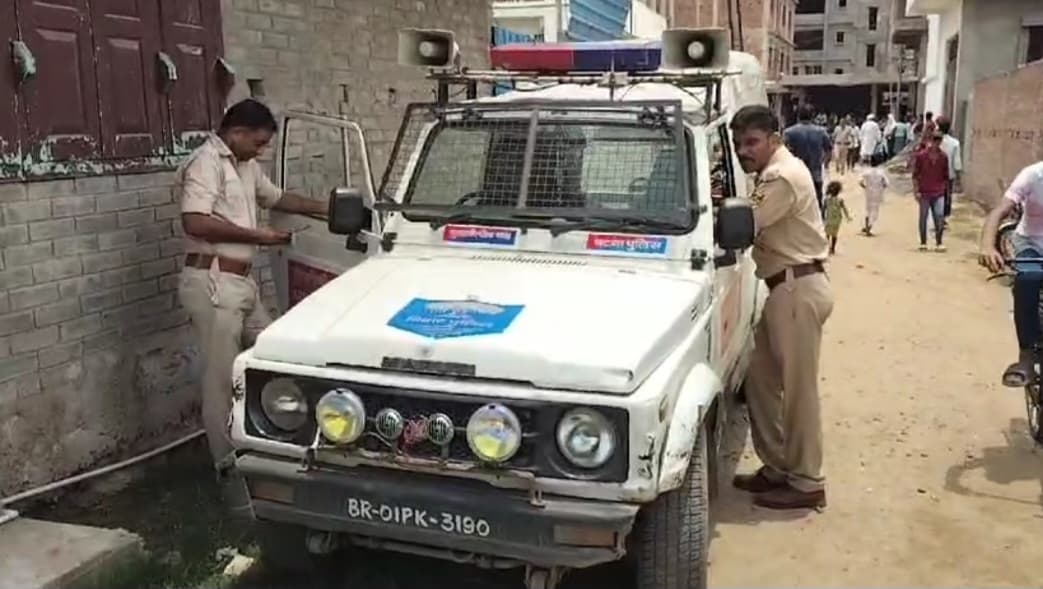 पटना के फुलवारी शरीफ में अर्धनिर्मित घर से मिला युवक का शव