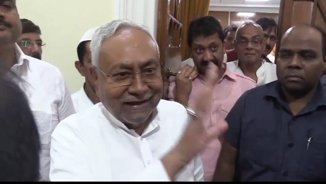 RJD की महिला विधायक पर भड़के CM नीतीश कुमार, विधानसभा में हो गया हंगामा..