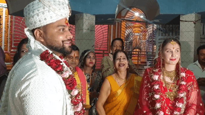 विदेशी बहू और भारतीय संस्कारों की अनोखी कहानी : कटिहार में रसिया की दुल्हन ने रचाई धूमधाम से शादी, सबका जीता दिल...