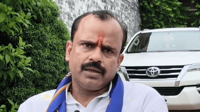 JDU छोड़ बसपा में शमिल हुए चैनपुर विधानसभा के आलोक सिंह, कहा- बिहार में आ गया है जंगल राज... इसलिए बदला पार्टी