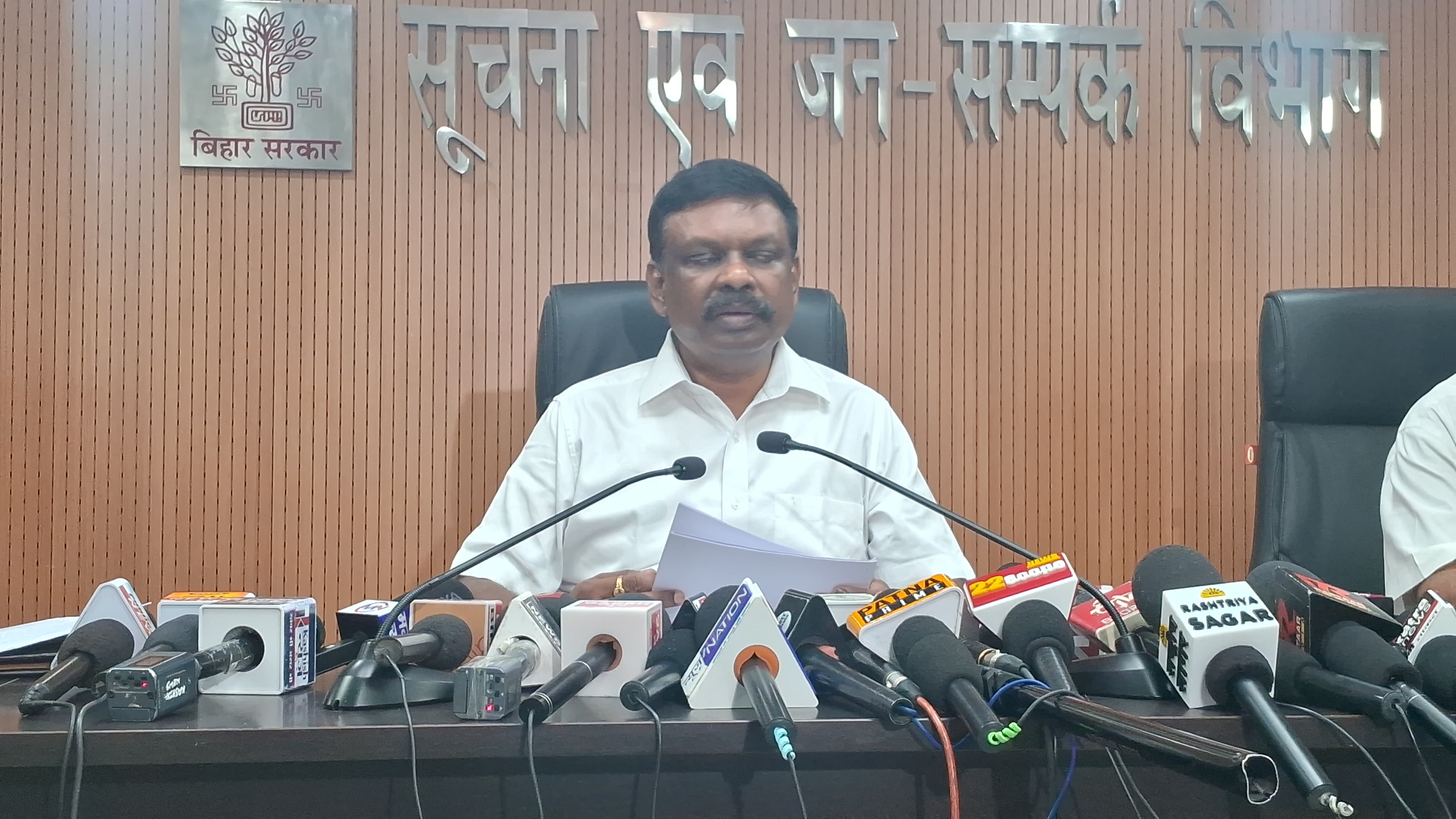 कैबिनेट बैठक में 25एजेंडा पर लगी मुहर