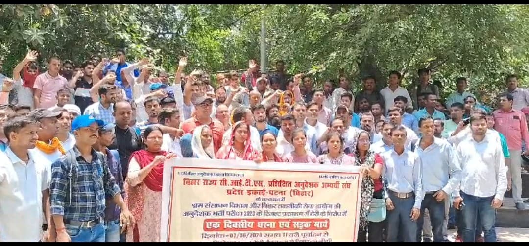 आईआईटी अनुदेशक का प्रदर्शन