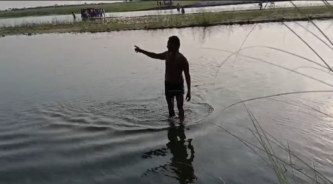 चंपारण में गंडक नदी में नहाने के दौरान दो किशोर डूबे..