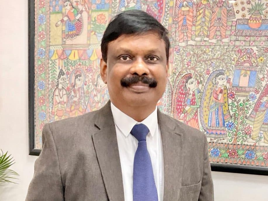 ACS S.सिद्धार्थ भी शिक्षा विभाग में कर रहे नए प्रयोग, आम लोगों के लिए 5 मोबाइल नंबर करेंगे जारी...