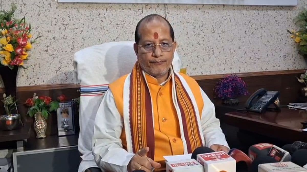 अब रिटायर्ड अंचलाधिकारी संभालेंगे अंचलों का प्रभार, डिप्टी सीएम विजय सिन्हा ने कहा 'किसी के साथ नहीं होगी...'