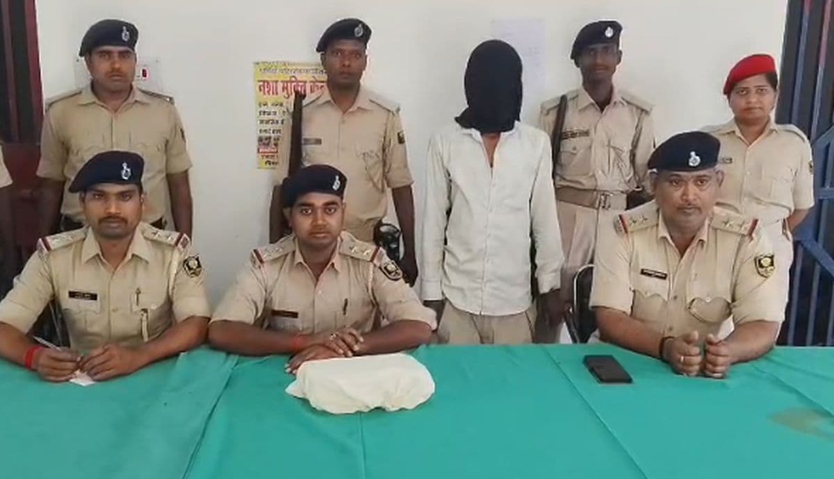 कटिहार पुलिस ने 25 हजार रूपये के इनामी अपराधी को दबोचा, कई मामलों में थी तलाश...