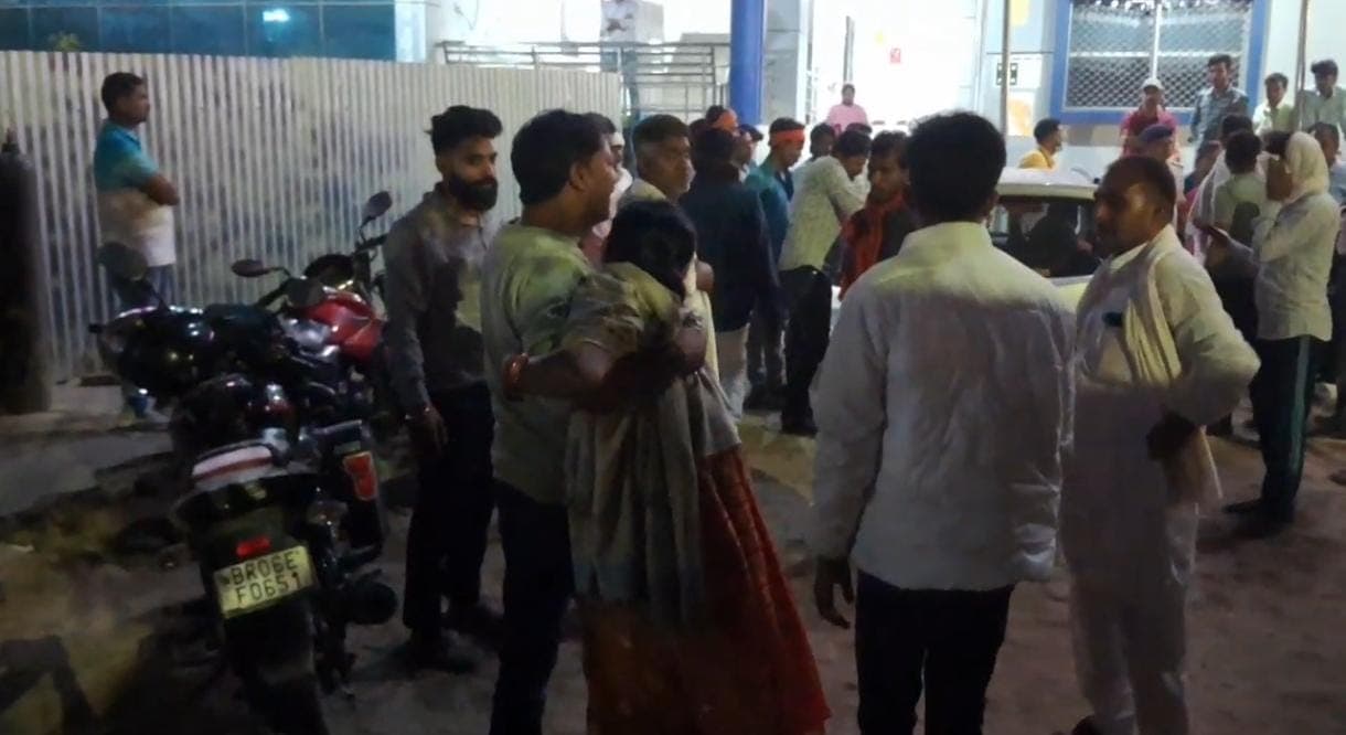 मुजफ्फरपुर में पूर्व मंत्री रामसूरत राय के करीबी की हत्या, गेहूं दौनी कर घर लौटते वक्त...